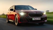 BMW i5 M60 xDrive Touring (UK-spec)