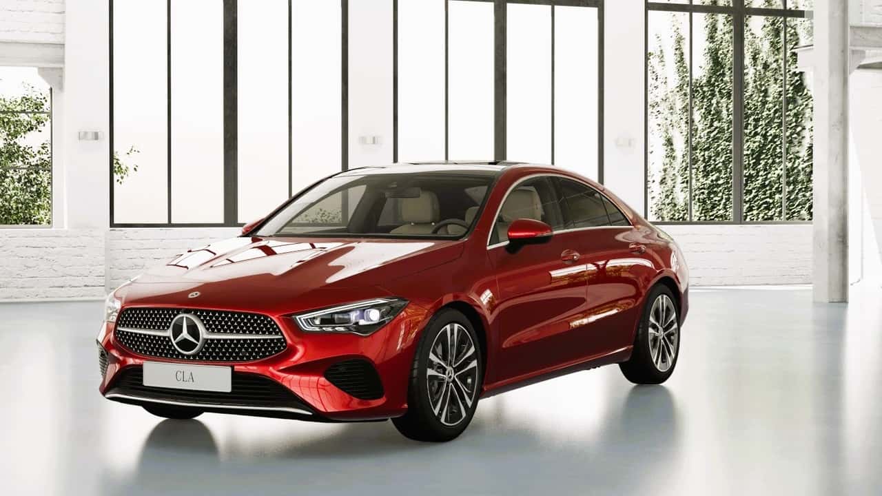 Mercedes-Benz CLA PHEV (2025)
