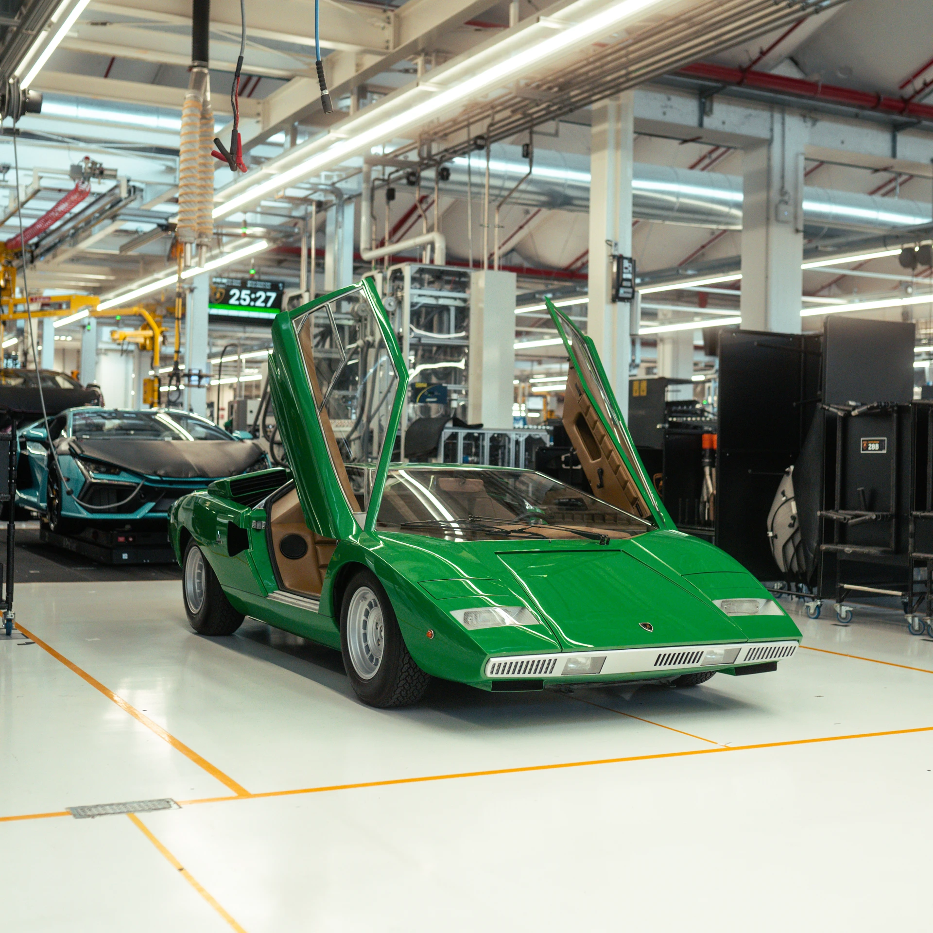 lamborghini-countach-50th-