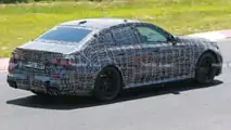 BMW M5 2024, le nuove foto spia al Nurburgring