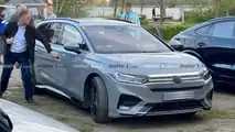 Photo d'espionnage de la Volkswagen ID.7 Wagon