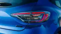 Foto - Renault Clio E-Tech Hybrid (2023), prova su strada