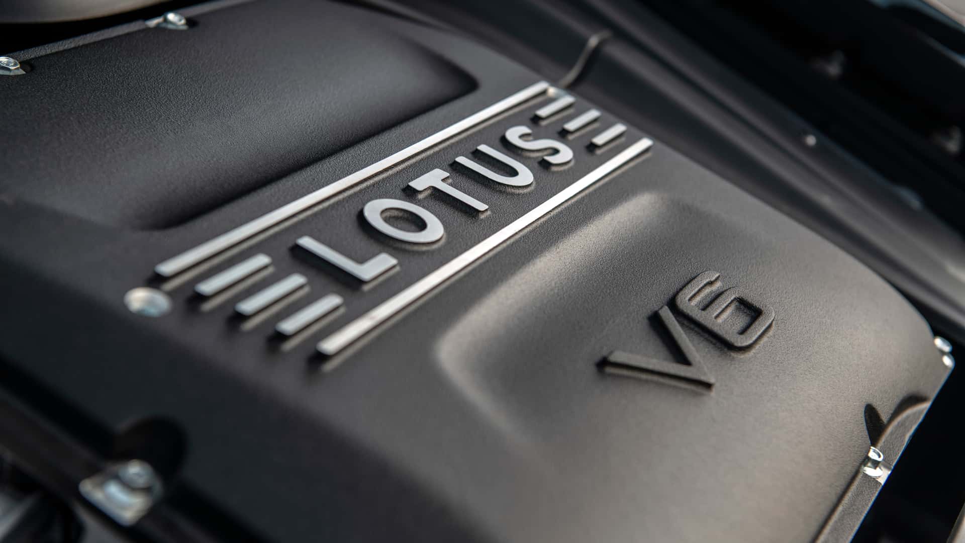 https://cdn.motor1.com/images/mgl/KbBRv1/s1/2024-lotus-emira.jpg