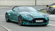 Fotos espía del Aston Martin Vantage Volante 2024