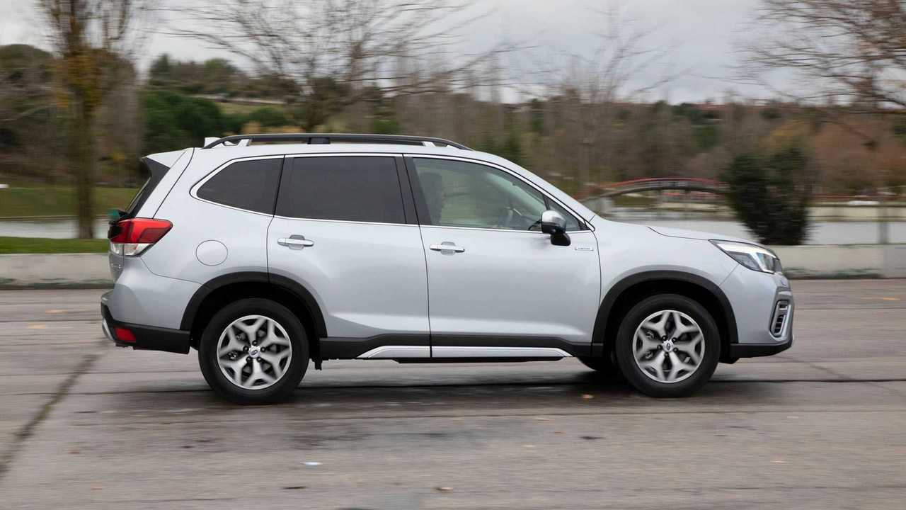 Prueba Subaru Forester 2.0i HYBRID CVT Executive
