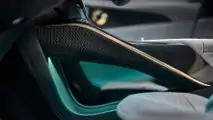 Lotus Eletre: Die Mittelkonsole