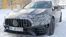 2023 Mercedes-AMG A45 facelift foto spia
