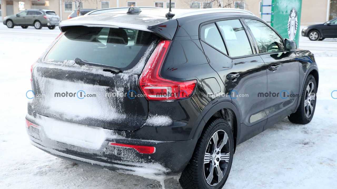 Flagra mostra novo Volvo XC40