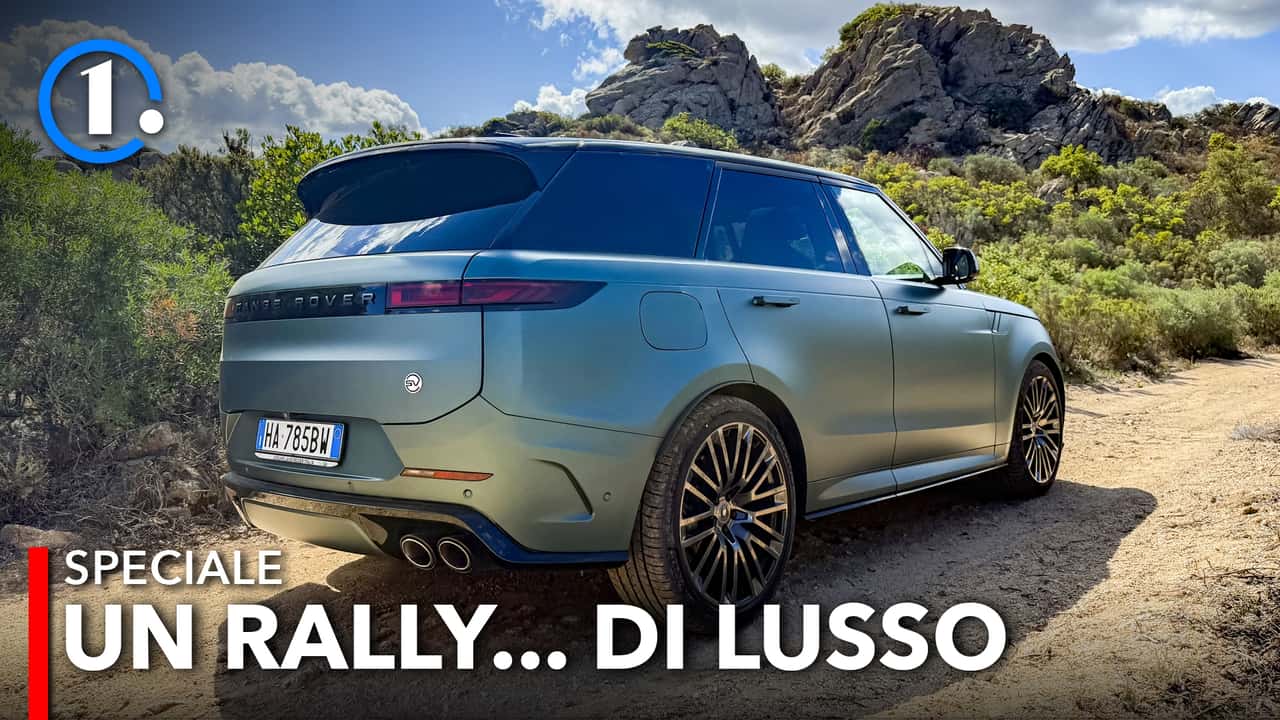Ho guidato una Range Rover Sport da 200.000 euro sullo sterrato