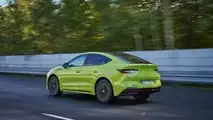 Skoda Enyaq Coupé RS, la prova su strada di Motor1.com