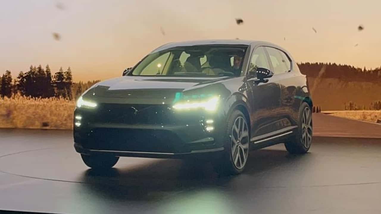 Volvo EX60 é revelado e promete “mudar o jogo” dos carros elétricos de luxo