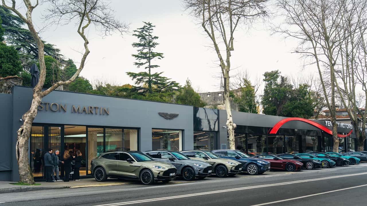 Aston Martin'den İstanbul Çıkartması