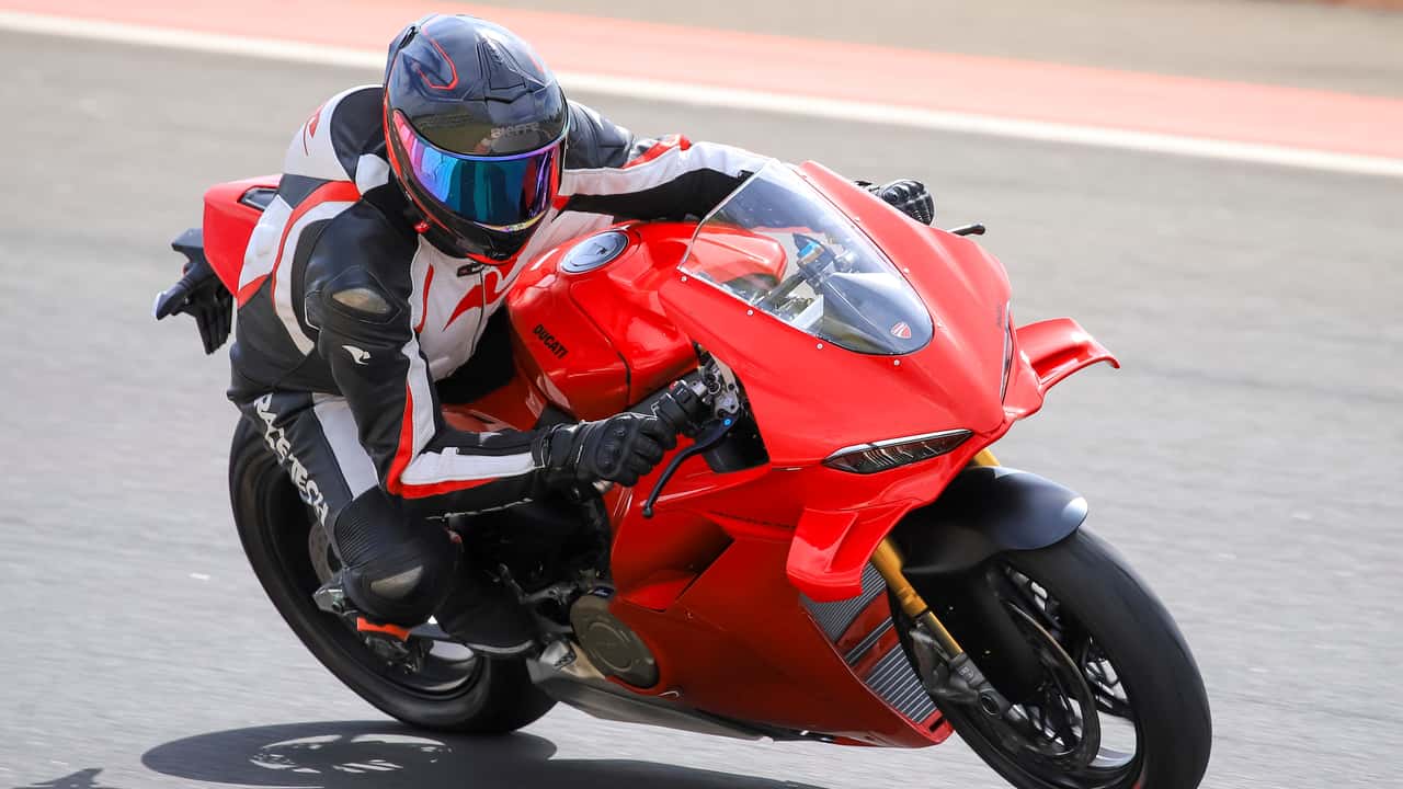 Primeiras impressões Ducati Panigale V4 e V4S 2026