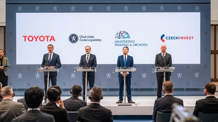 Inizia la produzione europea di auto elettriche Toyota