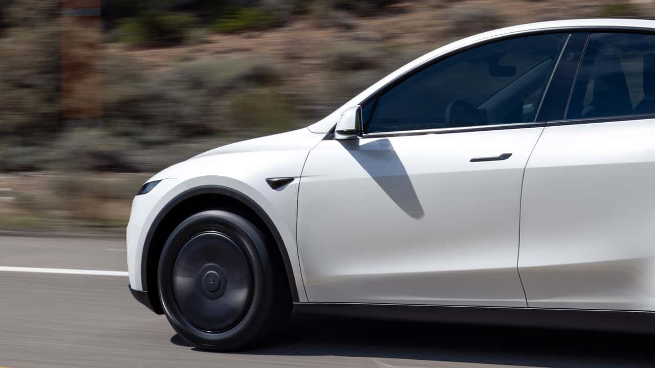 2026 Tesla Model Y Standard