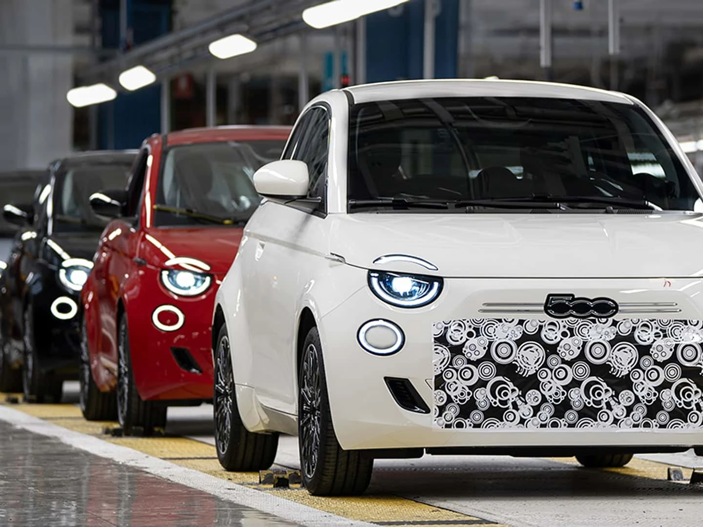 The Fiat 500 Gets Its Gas Engine Back And a Nice Surprise