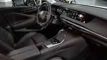 DS N°4 2025, interior y maletero