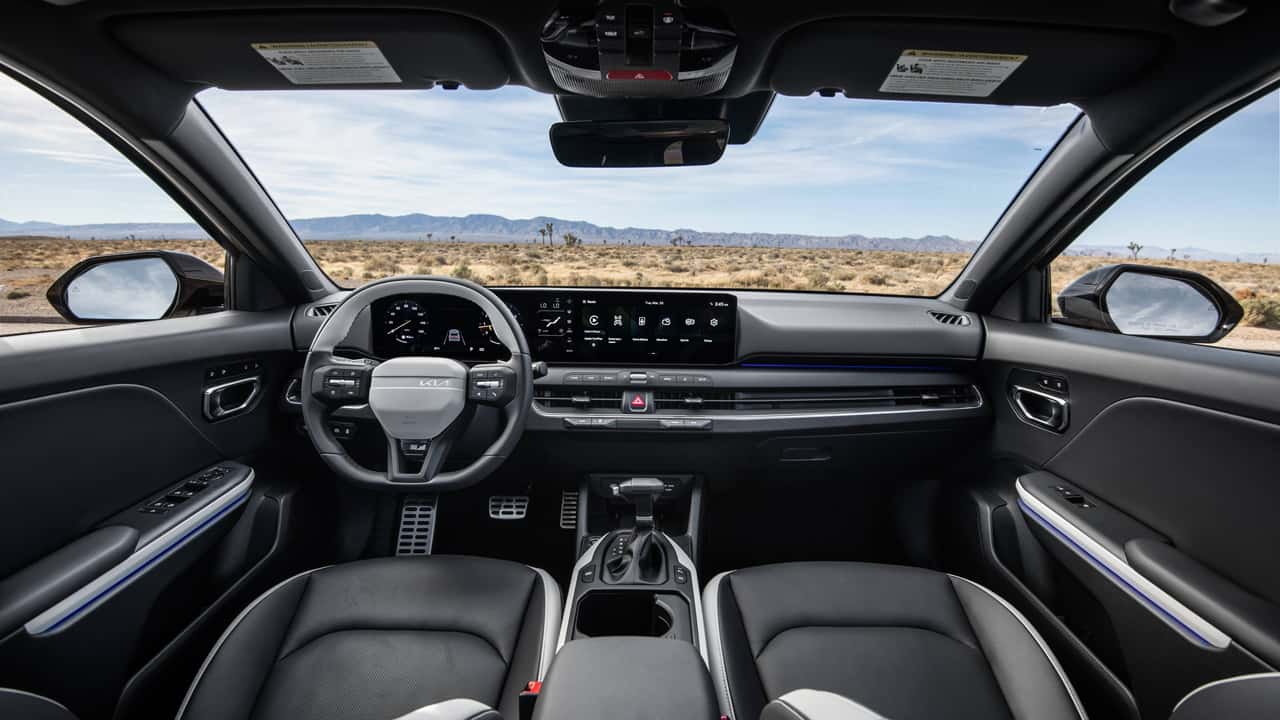 2025 Kia K4 Hatchback