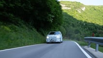 Mercedes-Benz VLE, il prototipo in viaggio Stoccarda a Roma 