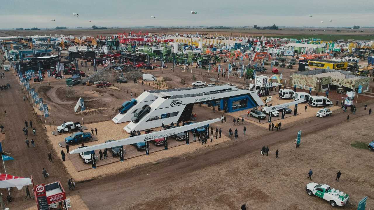 BREVES57916