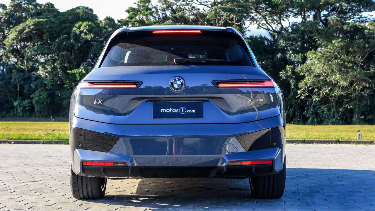 BMW iX xDrive 50i (BR)