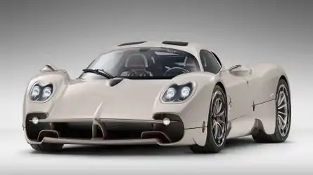 pagani_utopia_02.webp