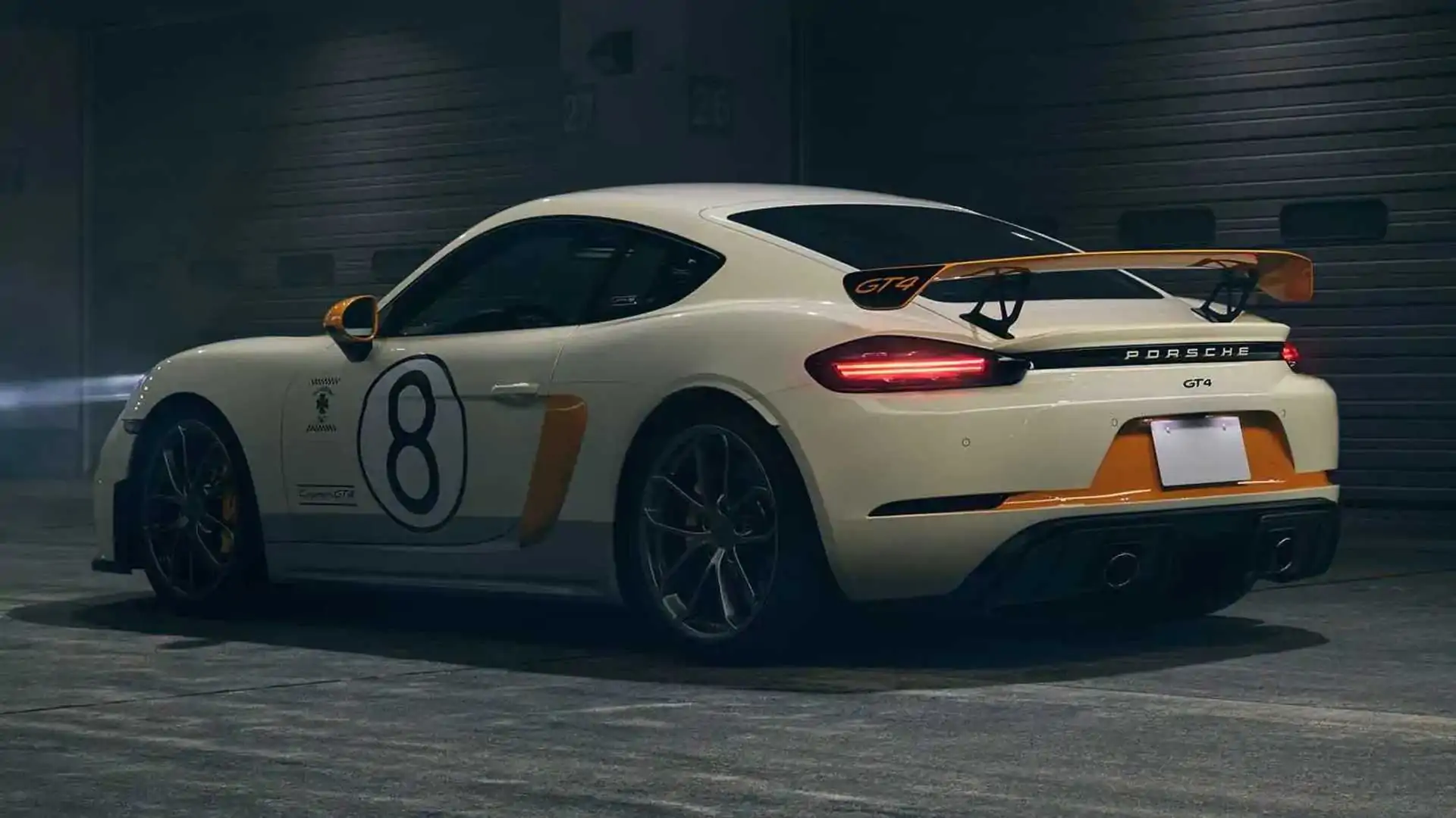 porsche-718-cayman-gt4-906-