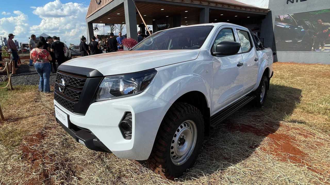Nissan Frontier S 2023