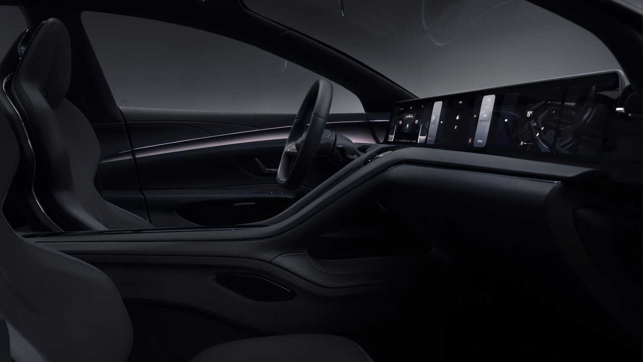 Hopium.Machina.Vision.Interior_2-min