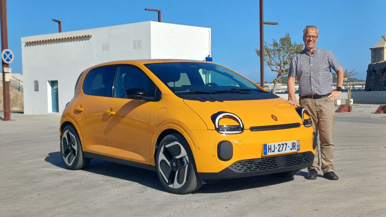 Renault Twingo Electric mit Autor Stefan Leichsenring