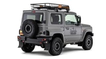 Suzuki Jimny convertido en Renault 5 clásico
