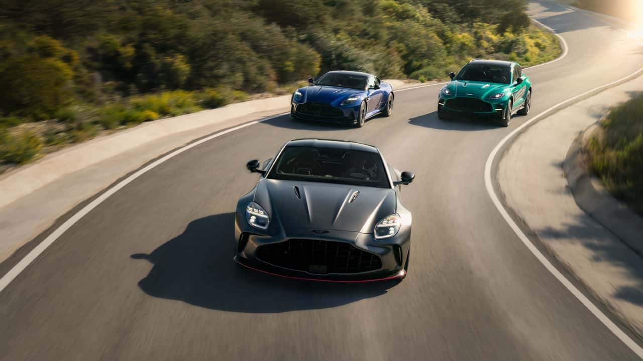 Aston Martin porta più di 4.000 CV a Goodwood