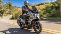 Dafra lança nova SYM ADXTG 300 2027 no Brasil por R$ 32.990