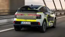 Audi A2 E-Tron 2026 prototipo camuflado