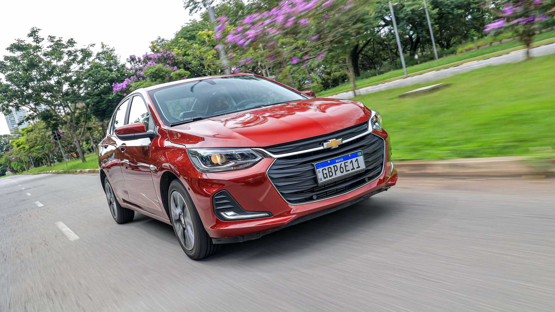 Novo Chevrolet Onix 2025 pode chegar neste ano com cara de Montana