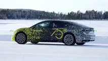 Der Prototyp der elektrischen Lotus-Limousine wird bei kaltem Wetter getestet