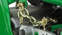 John Deere: nuovo tosaerba  elettrico 225 E-Cut 