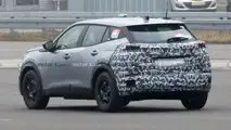 Nuove foto di spionaggio della Peugeot 2008