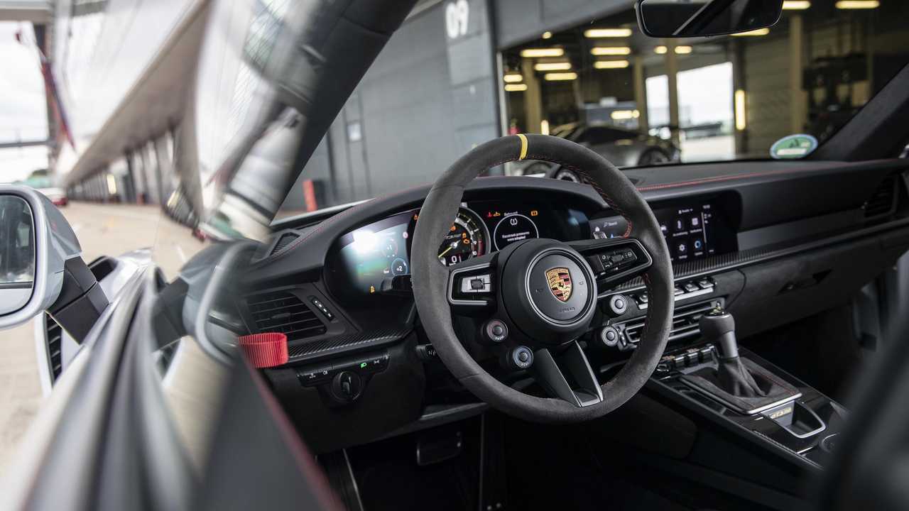 Foto - Porsche 911 GT3 RS 992 - Prova