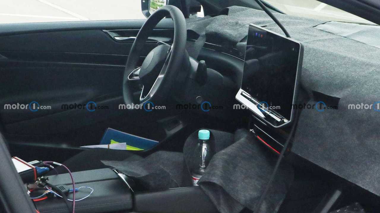 2024 VW Aero B Spy Photos