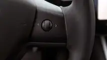 Pro: Scroll Wheels on Steering Wheel