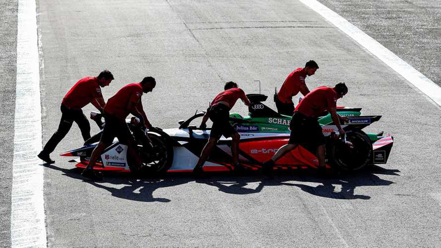BMW и Audi покидают Формулу Е. Чем их не устроили гонки на электрокарах?