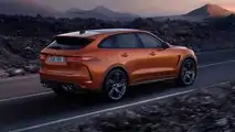 2021 Jaguar F-Pace SVR hinten drei Viertel