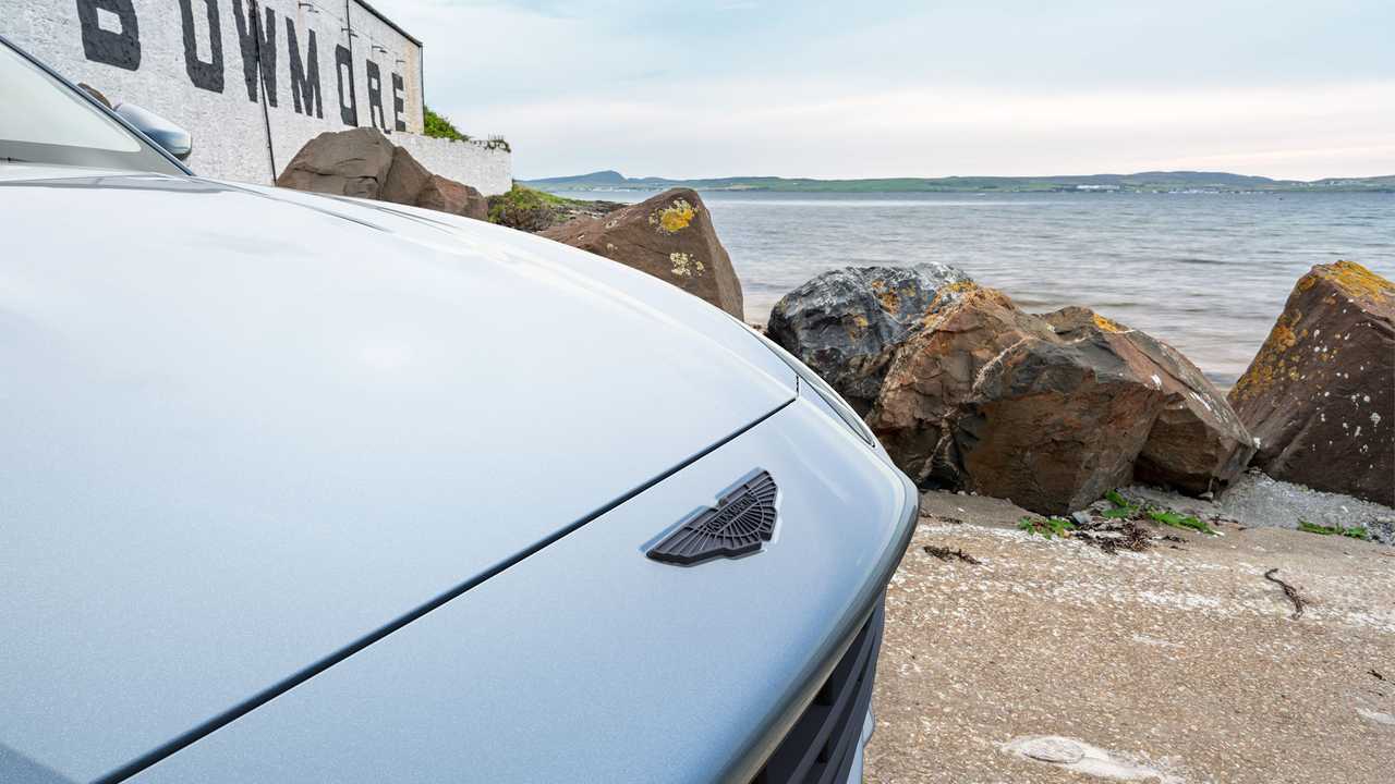 Aston Martin DBX Bowmore Edition