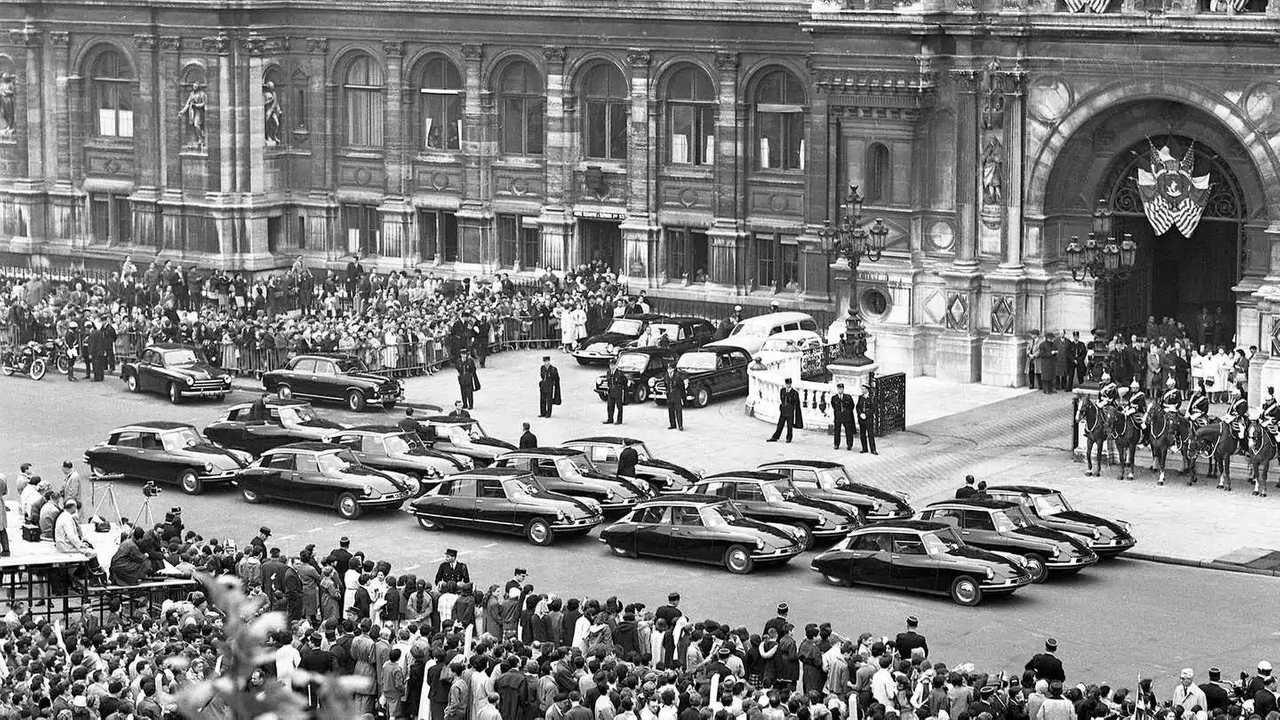 65 Jahre DS: Einblicke in die Geschichte der DS von Charles de Gaulle