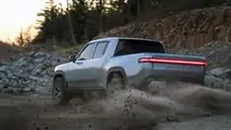 Rivian R1S and R1T