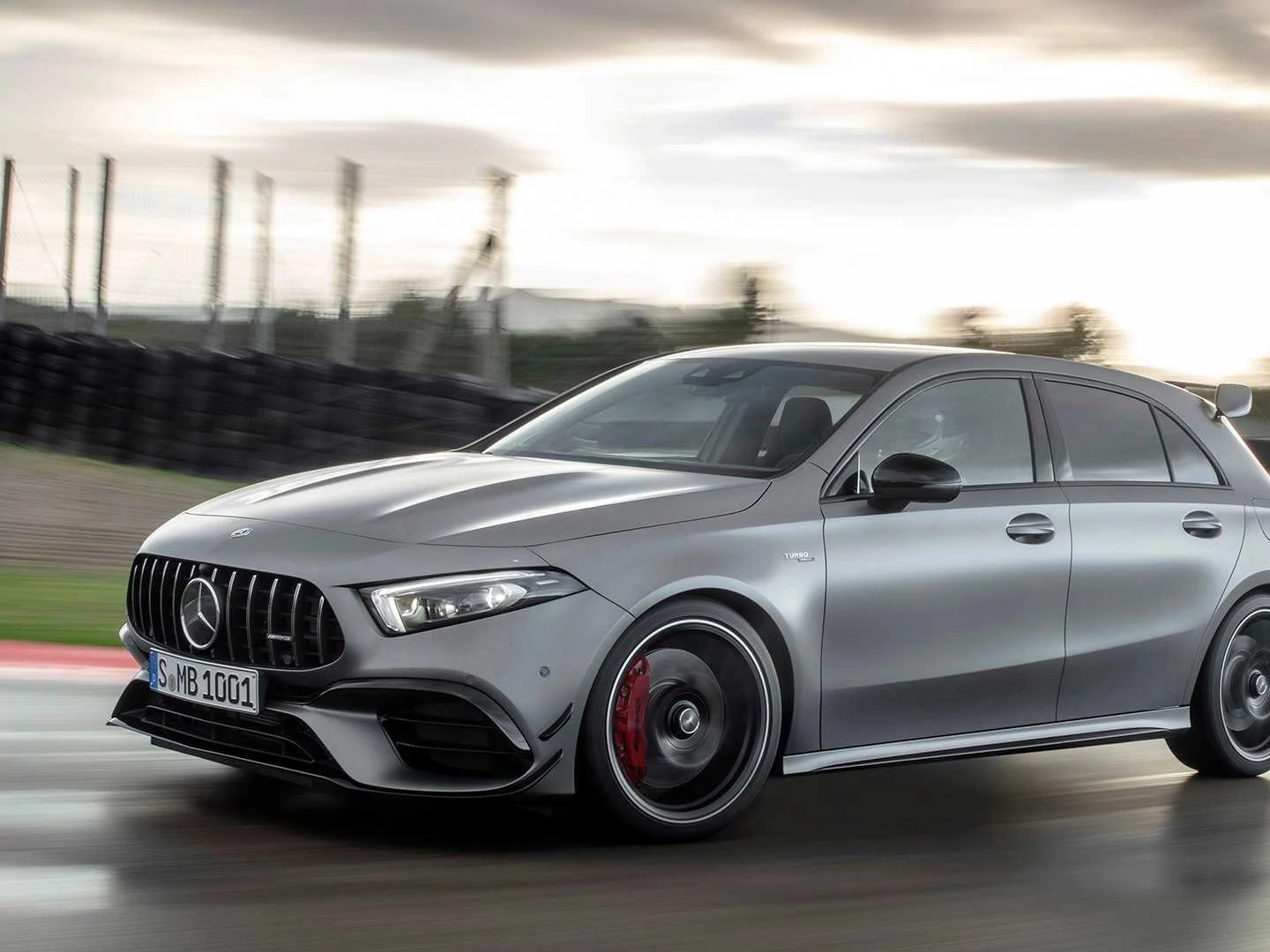 mercedes-amg-a-45-4matic-2019.webp