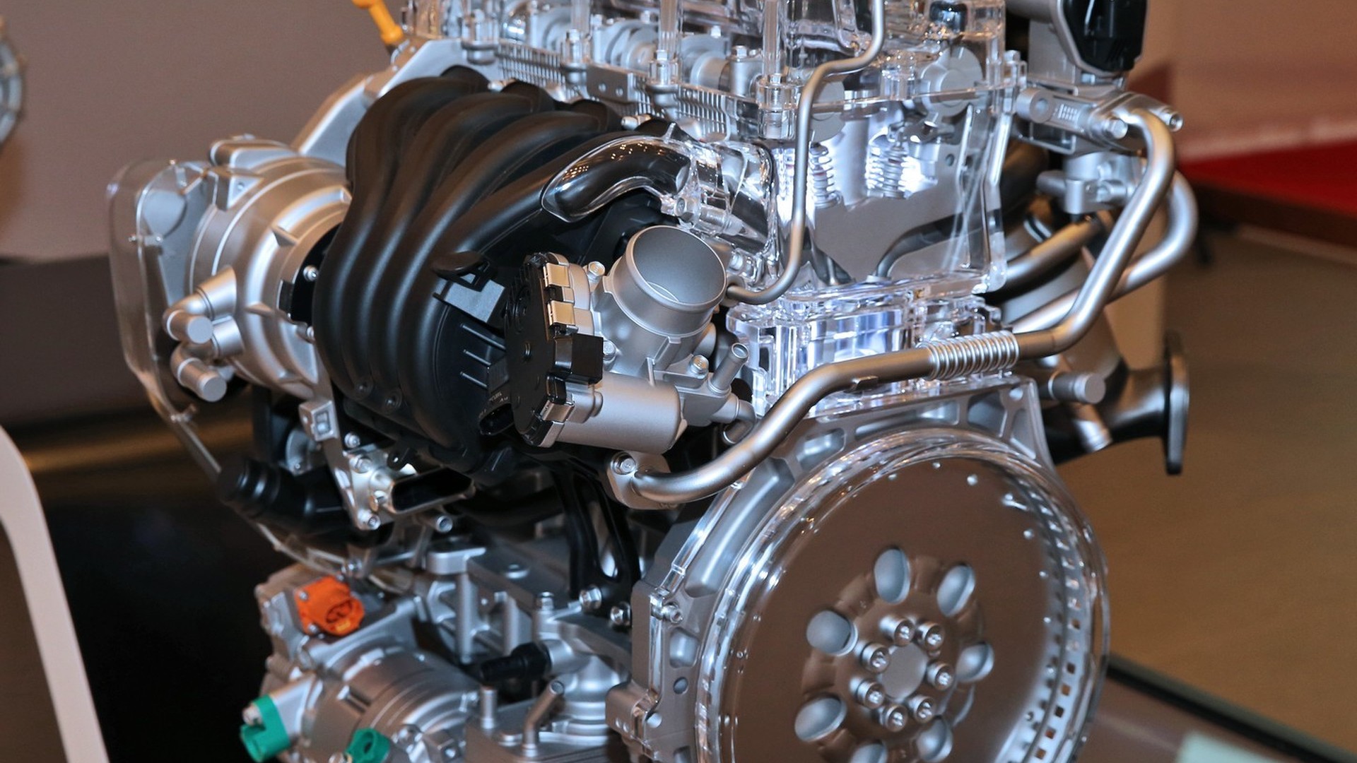 Hyundai Reveals Dedicated 1 6 Liter Gdi Engine For Its Prius Rival Hyundai Reveals Dedicated 1 6 Liter Gdi Engine For Its Prius Rival Along With New 8 Sd Auto Box