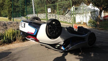 BMW i8 crashed in Mexico by a journalist