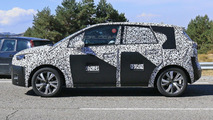 Opel Meriva successor spy photo